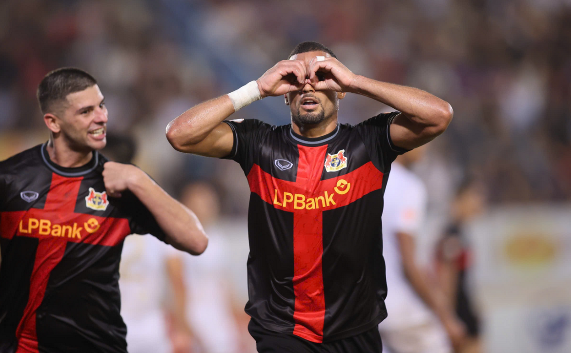 Bảng xếp hạng V-League sau vòng 7: Hấp dẫn cuộc đua Top 3