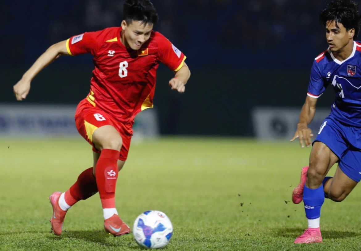 Tuyển Việt Nam: Còn đó những nỗi lo