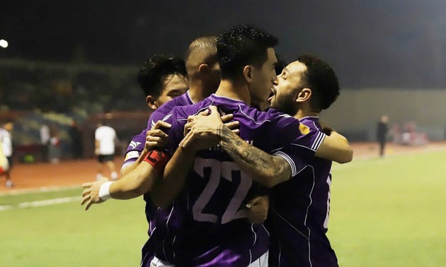 6 cầu thủ gây ấn tượng nhất tại vòng 1 V.League