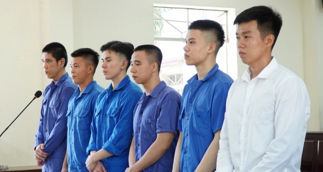 Án phạt thích đáng cho 6 cầu thủ Việt Nam bán độ