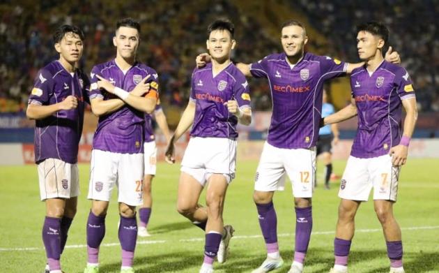 Bình Dương 4-1 HAGL: Tiến Linh lập cú đúp, Bình Dương tạm lên ngôi đầu