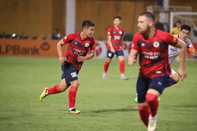 Bốn cầu thủ bị cấm thi đấu tại vòng 4 V-League