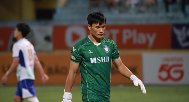 Bùi Tiến Dũng nhận trận thua đậm nhất mùa