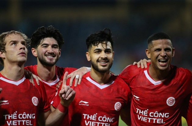 Bùng nổ hiệp hai, Thể Công Viettel đánh bại Becamex TPHCM 2-0