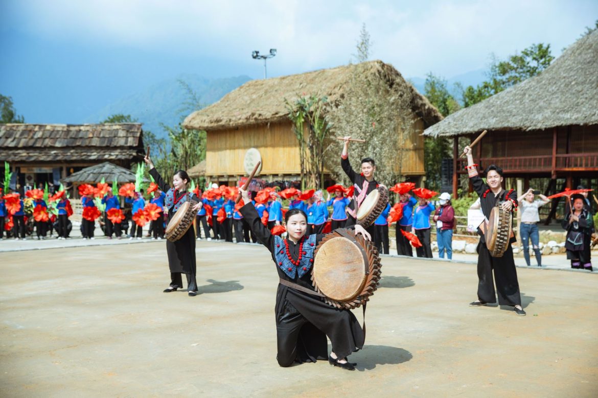 Các điểm đến ba miền hồ hởi chuẩn bị cho kỳ nghỉ Tết Dương lịch dài 4 ngày