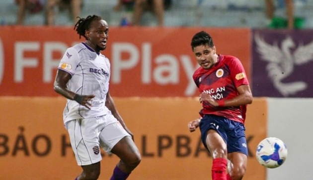 CAHN thắng ngược Bình Dương, vào top 4 V-League