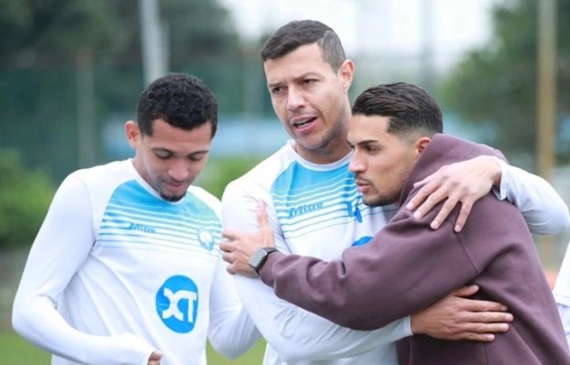 CHÍNH THỨC! Hendrio chia tay Nam Định