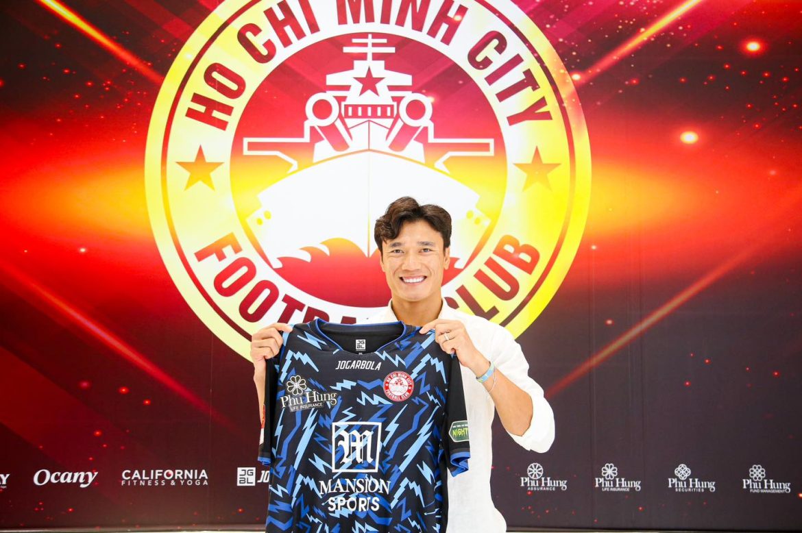 Choáng váng với mức ‘lót tay’ của Bùi Tiến Dũng ở CLB TP.HCM