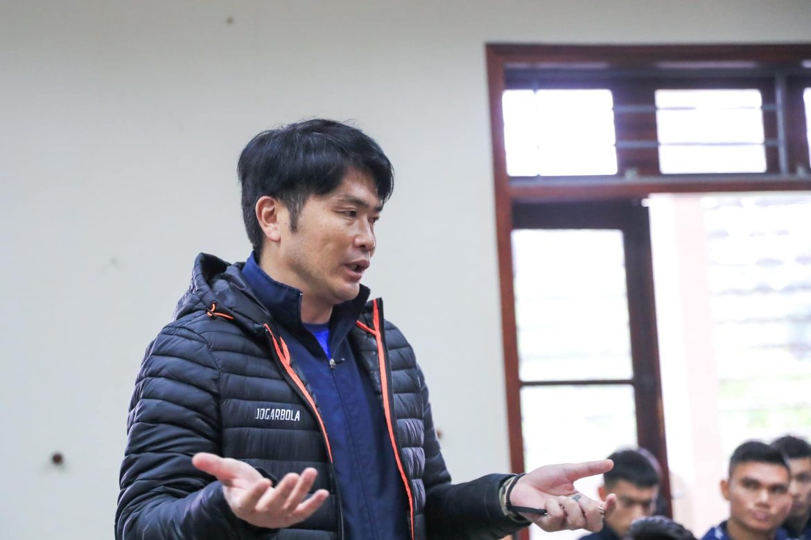 “CLB Hà Nội vẫn đang trong quá trình cải tổ”