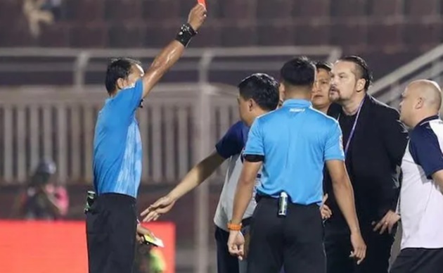 Cục cảnh sát hình sự vào cuộc, yêu cầu làm rõ công tác trọng tài trận CLB TP.HCM – Thanh Hóa