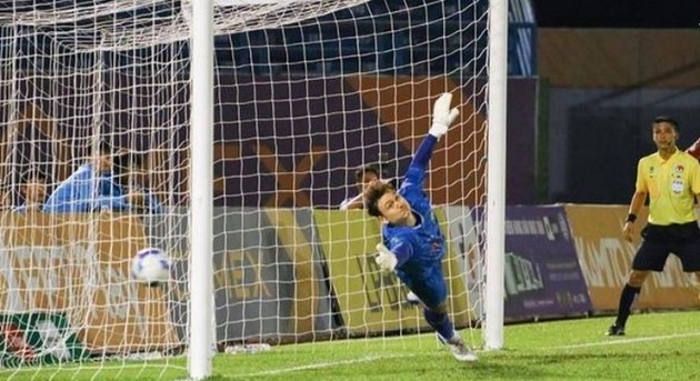 Đặng Văn Lâm: Màn trình diễn ấn tượng và cơ hội trở lại tuyển Việt Nam