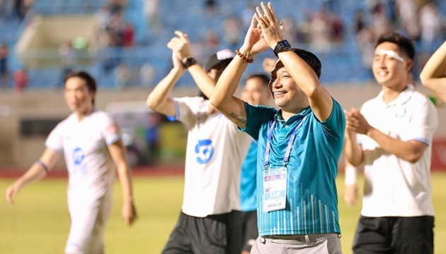 Dấu ấn 100 trận của HLV Vũ Hồng Việt giúp Nam Định vô địch V-League