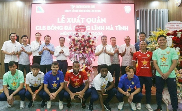 Điểm tin bóng đá Việt Nam 12/8: Hồng Lĩnh Hà Tĩnh đặt mục tiêu top 4 V.League; Việt kiều Trần Thành Trung đủ điều kiện dự SEA Games 33