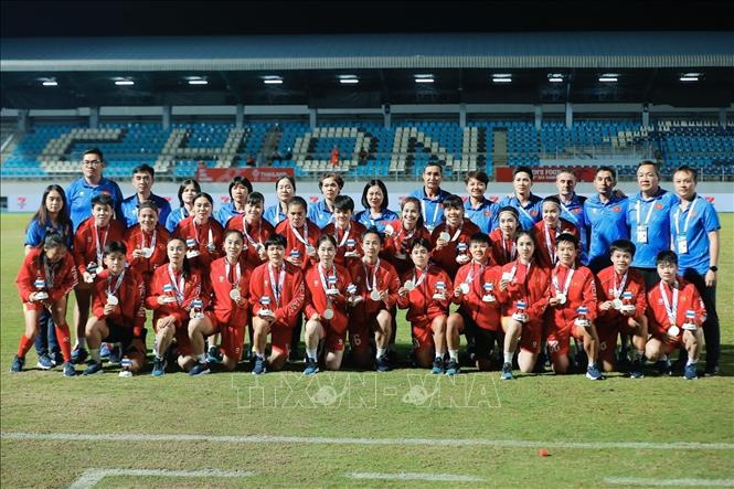 Đội tuyển Bóng đá nữ Việt Nam về nước sau SEA Games 33