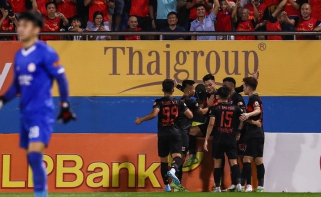 Đức Chiến giải thích hành động ăn mừng gây tranh cãi