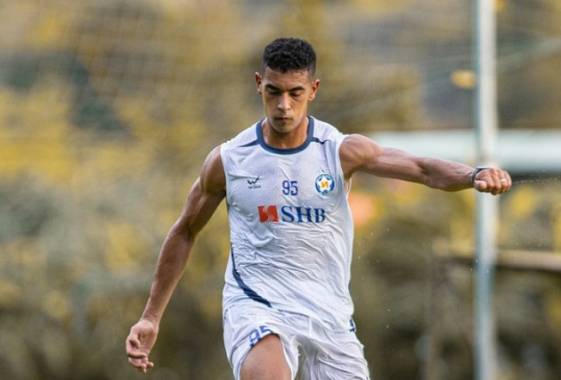 Gustavo Santos nhập tịch thần tốc lấy tên Đỗ Phi Long