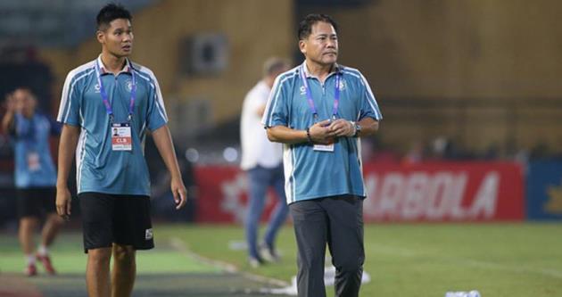 Hà Nội FC trải qua khởi đầu tệ hại, áp lực đè nặng HLV Makoto Teguramori