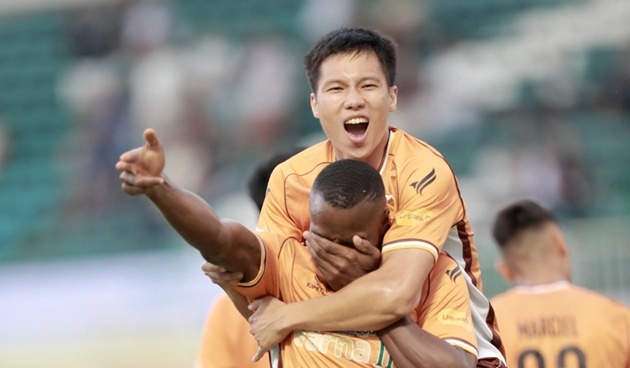 HAGL cần bao nhiêu điểm để trụ hạng?