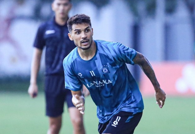 Hendrio: Nhập tịch không dễ nhưng quyết cùng Hà Nội FC vô địch