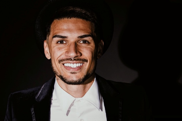 Hendrio, quốc tịch Việt Nam và những toan tính dài hơi của CLB Hà Nội