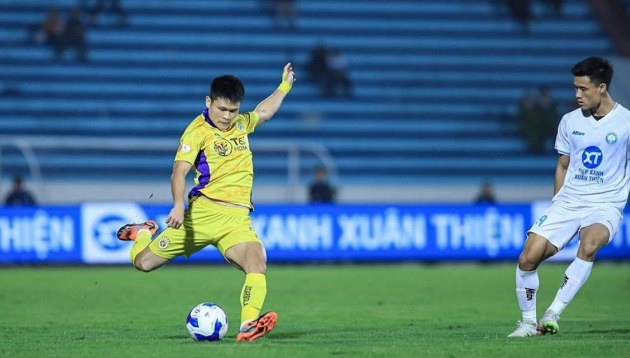 HLV Adachi thử nghiệm Tuấn Hải ở vị trí trung phong tại Hà Nội FC