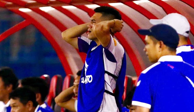 HLV Bình Dương tiết lộ lý do để Tiến Linh ngồi ngoài