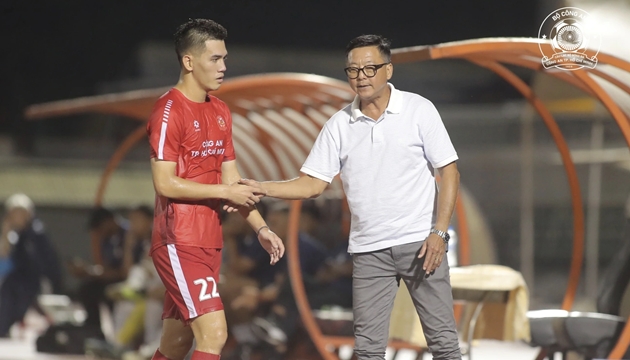 HLV Huỳnh Đức, Tiến Linh cảm xúc lẫn lộn ngày derby TP.HCM