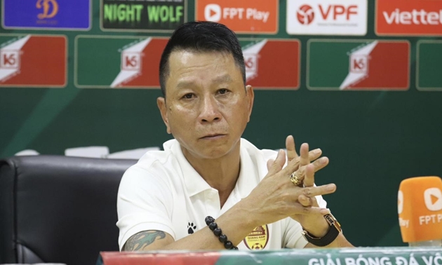 HLV Quảng Nam chia sẻ về tình trạng nhường điểm tại V-League