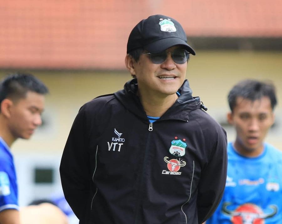 HLV Vũ Tiến Thành: HAGL sẽ là ngựa ô mùa 2024/25