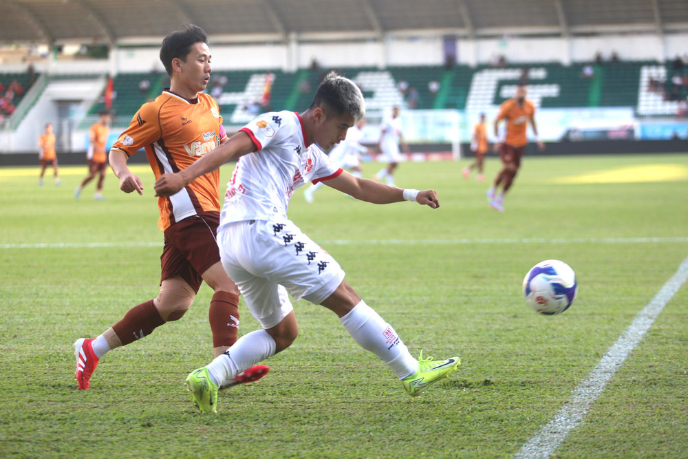 Hoàng Anh Gia Lai tiến gần mục tiêu trụ hạng sớm