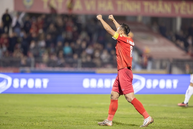 “Hoàng bò” vẫn “cháy”: Tuổi 36 và khát vọng không ngừng