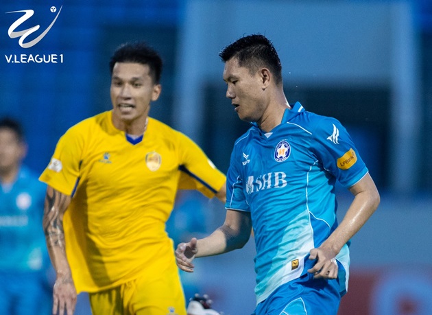 Hoàng Vũ Samson tỏa sáng, Quảng Nam thắng kịch tính trong trận derby xứ Quảng-Đà