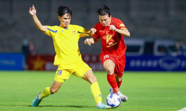 Hồi kết V.League 2024/25: Nóng bỏng từ đỉnh bảng đến đáy bảng