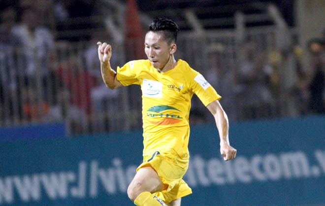 Không phải Modric, HLV Hoàng Anh Tuấn hé lộ tân binh thứ 3 của Bình Dương