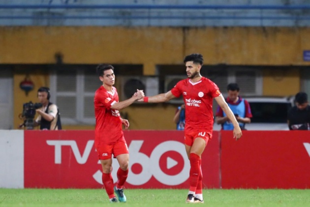 Khuất Văn Khang chấn thương miệng, phải nhập viện