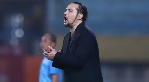 Màn tái xuất ấn tượng của Velizar Popov