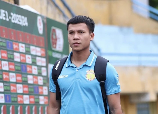 Nam Định chia tay trung vệ ĐT Việt Nam