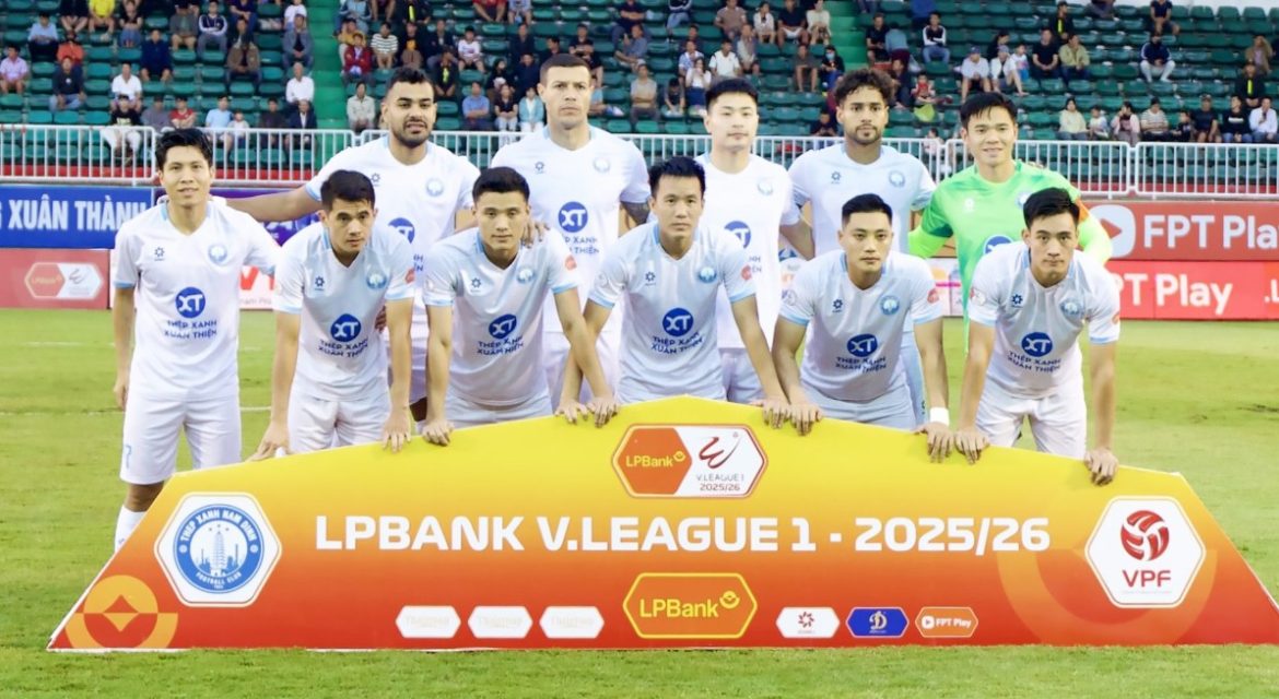Nam Định tụt dốc, ĐKVĐ V-League đối mặt nguy cơ đua trụ hạng