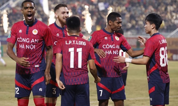 Nghịch lý Công an Hà Nội