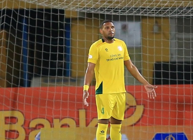 Ngôi sao đắt giá nhất V.League chơi mờ nhạt