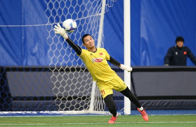 Nguyễn Đình Triệu: Tuyển thủ quốc gia giữa cuộc chiến trụ hạng