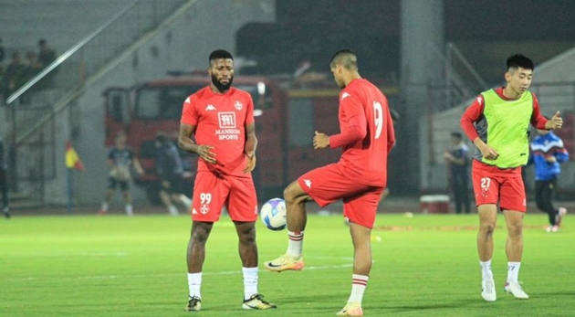 Ông Chu Đình Nghiêm chê tơi tả trò cũ Arne Slot