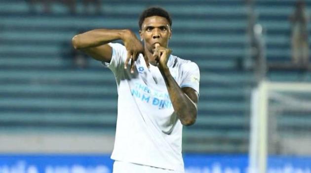 Pavel Podkolzin vượt qua Hudlin, trở thành cầu thủ cao nhất thế giới