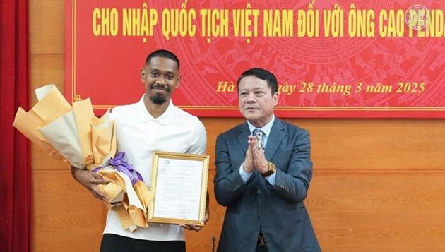 Pendant Quang Vinh chính thức nhận quốc tịch Việt Nam