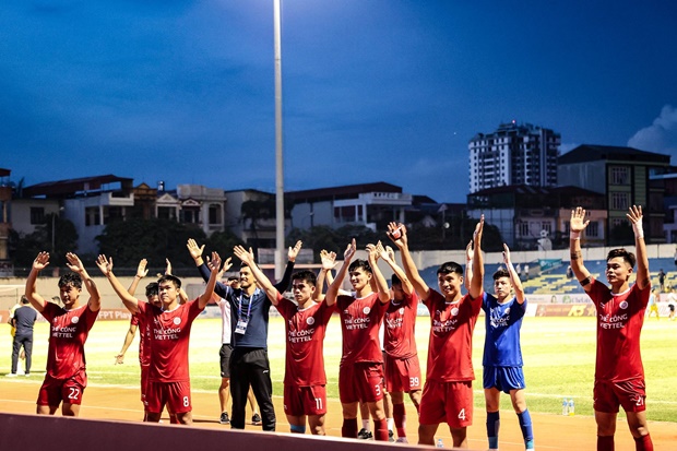 Thể Công Viettel chốt sân nhà mới, ‘cắn răng’ làm 1 điều khi rời Hàng Đẫy