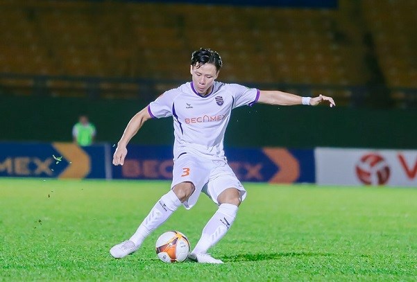 Thua Hà Nội, HLV Hoàng Anh Tuấn réo tên Quế Ngọc Hải