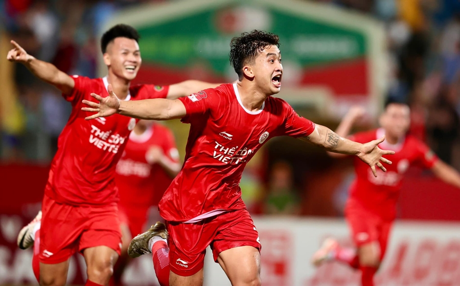 Thua ngược Thể Công Viettel, HLV Nam Định thừa nhận 1 vấn đề