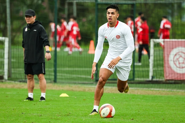 Tiền đạo chất lượng Brazil cập bến V-League