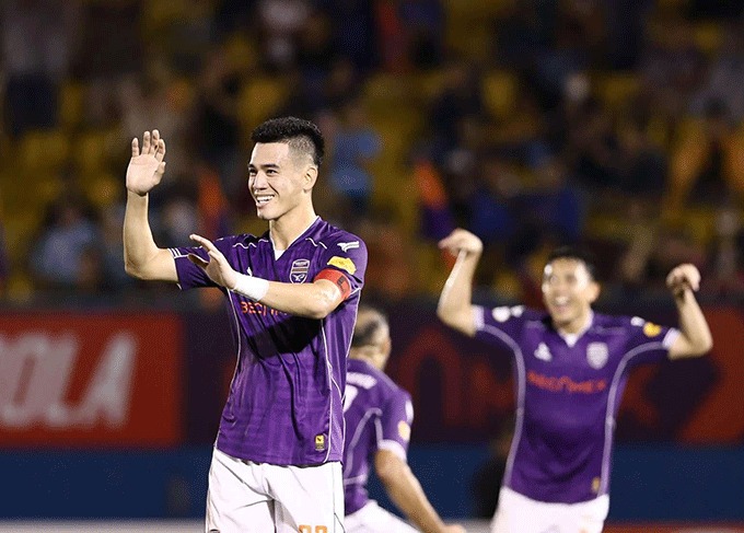 Tiến Linh hồi sinh dưới tay HLV Hoàng Anh Tuấn