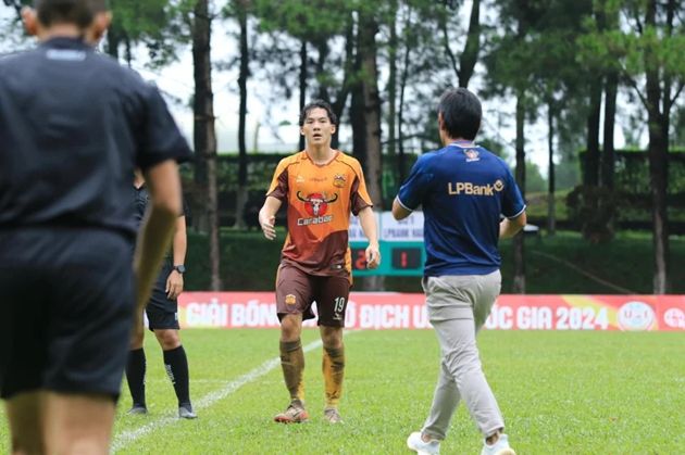 Tiền vệ Việt kiều chia tay HAGL sau chức vô địch